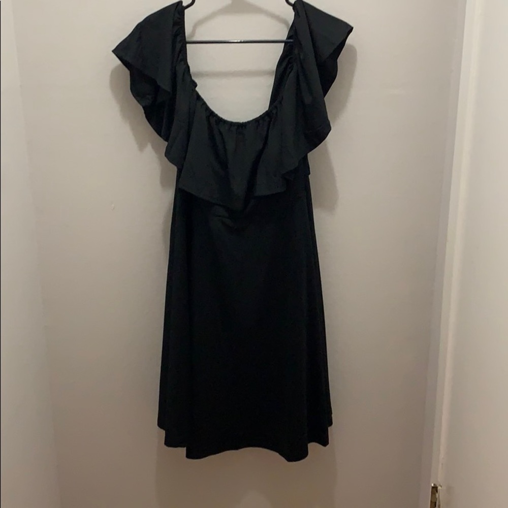 Black flow dress